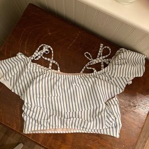Albion Fit Breezy Stripe Wave Crop Top 🌊
